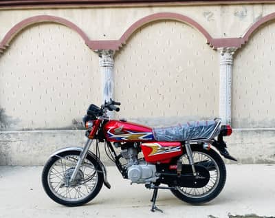 Honda CG125  2020Model total genuine 12000km use  best for2021