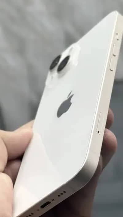 Apple iPhone 14