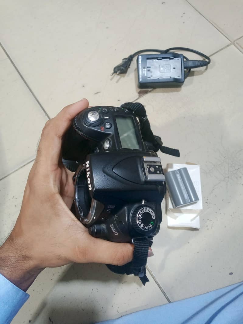 Nikon D90 5