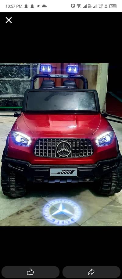 Mercedes Benz jeep