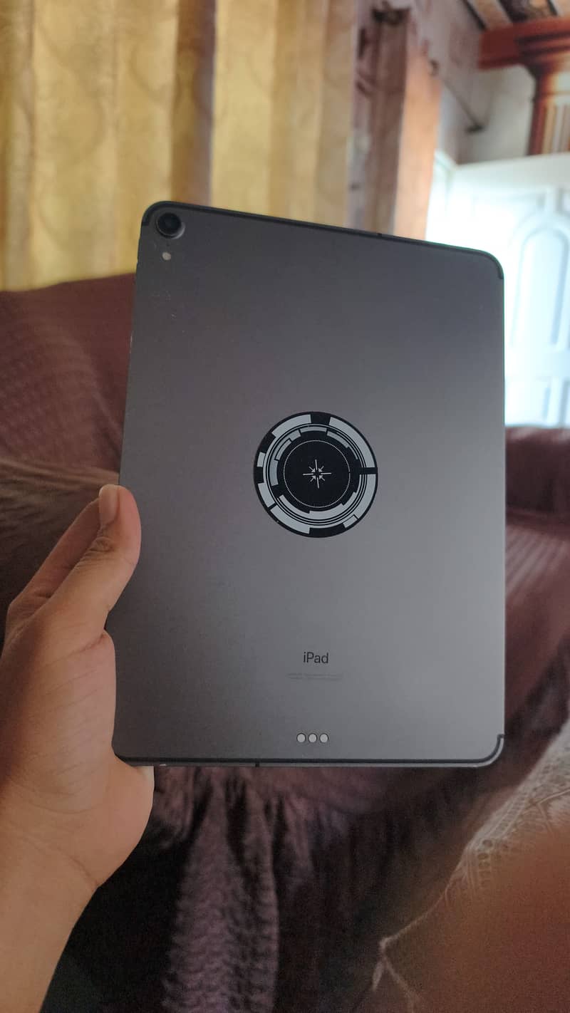Ipad pro 2018 Sim variant bypass 1