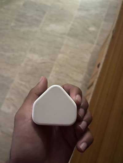 Apple ka 2020 ka original adapter