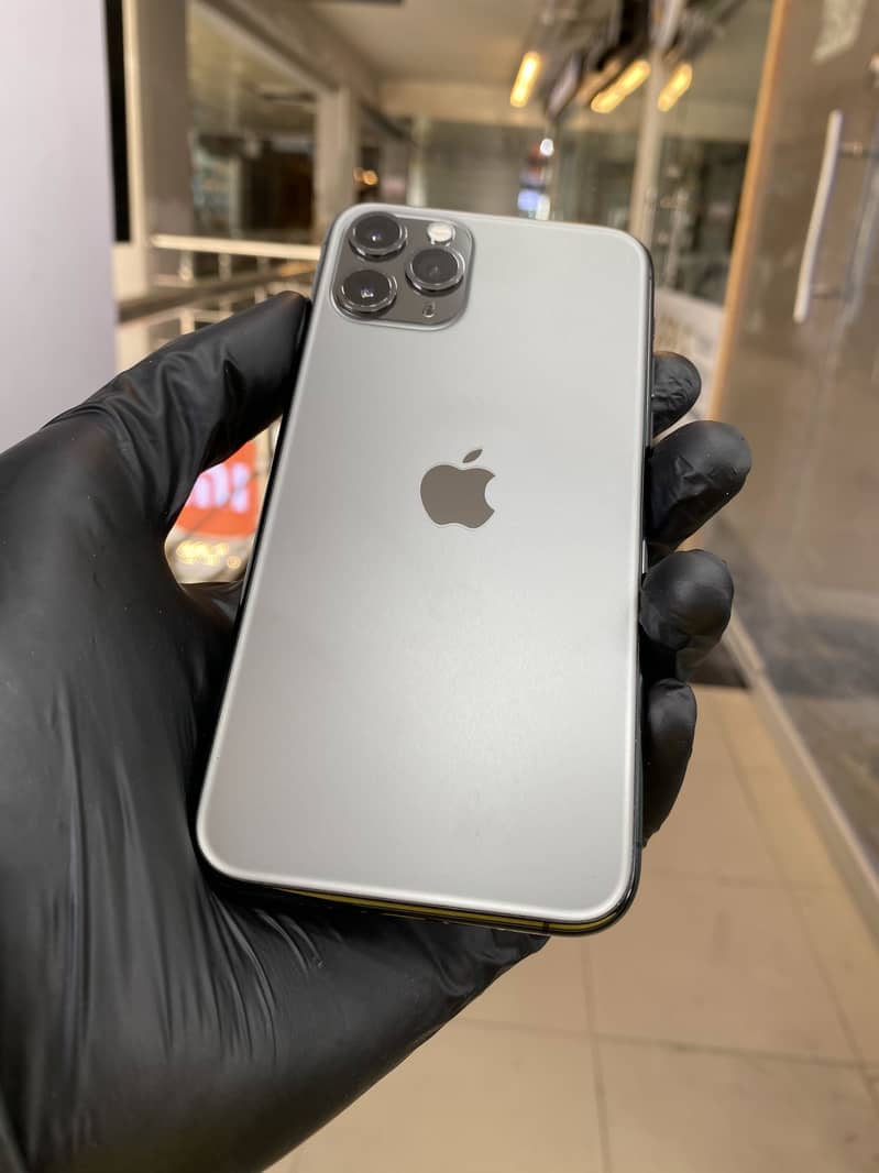 Apple iPhone 11 Pro 3