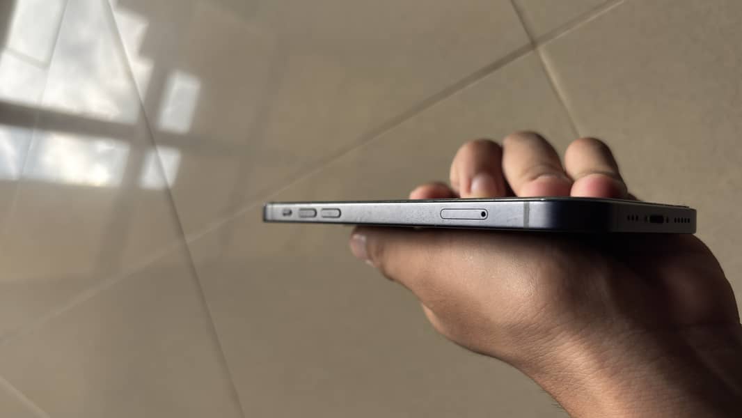 Apple iPhone 12 3