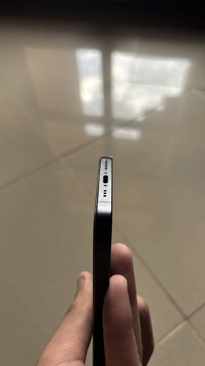 Apple iPhone 12 5