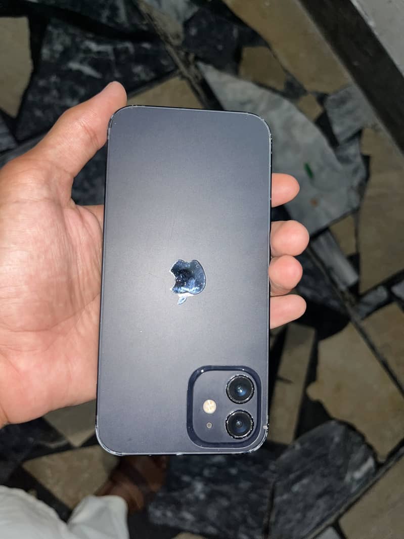 Apple iPhone 12 5