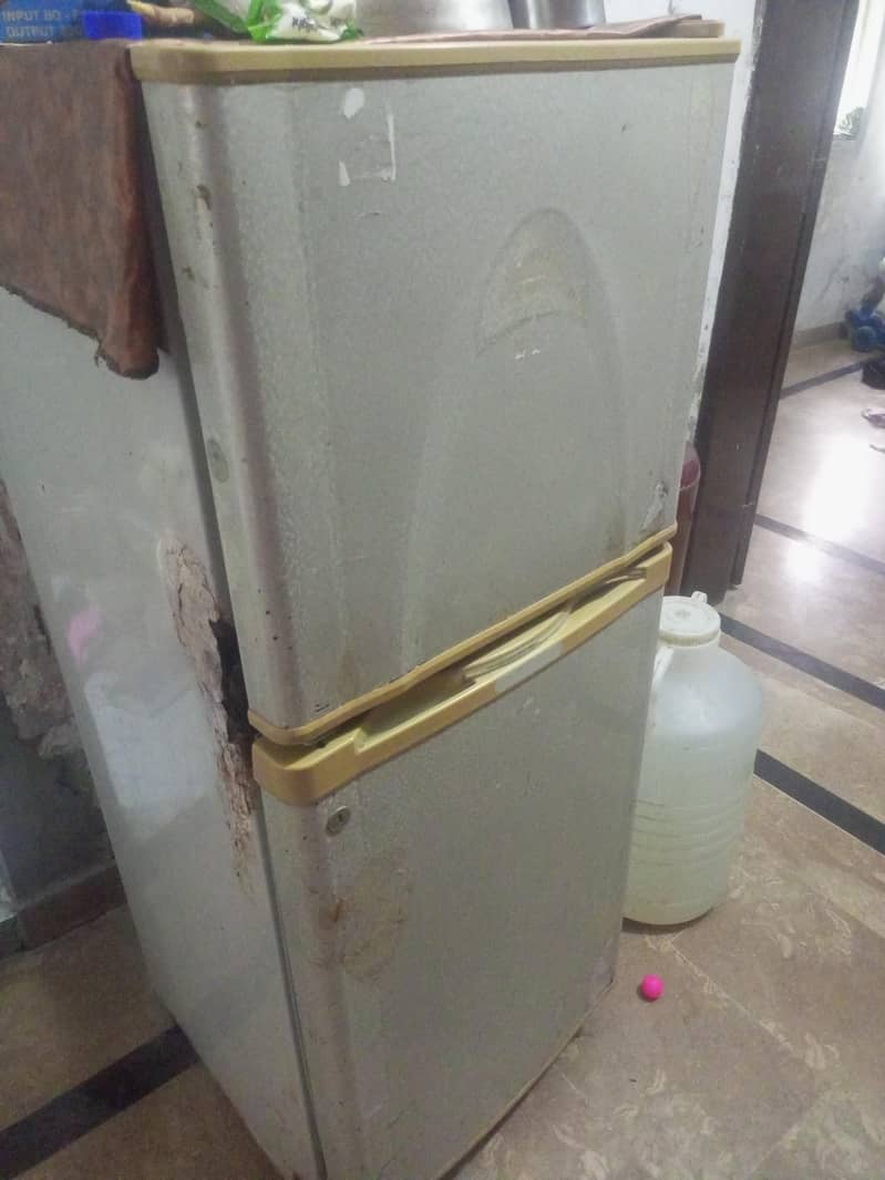 Dawlance refrigerator 2