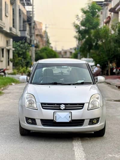 Suzuki Swift 2015 DLX