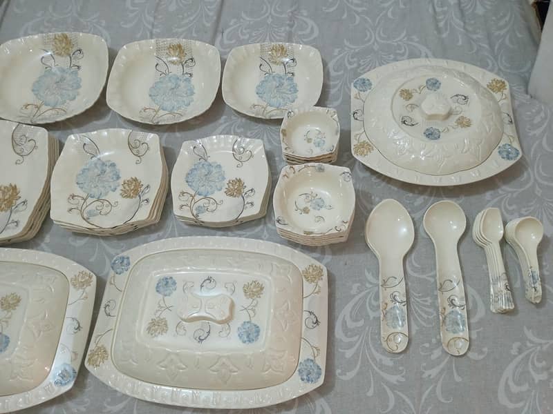 Dinner Set 60 Pcs 3