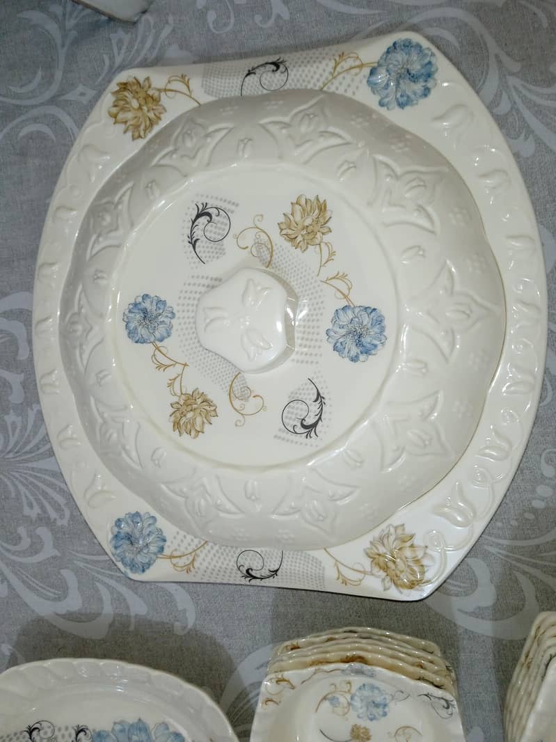 Dinner Set 60 Pcs 7