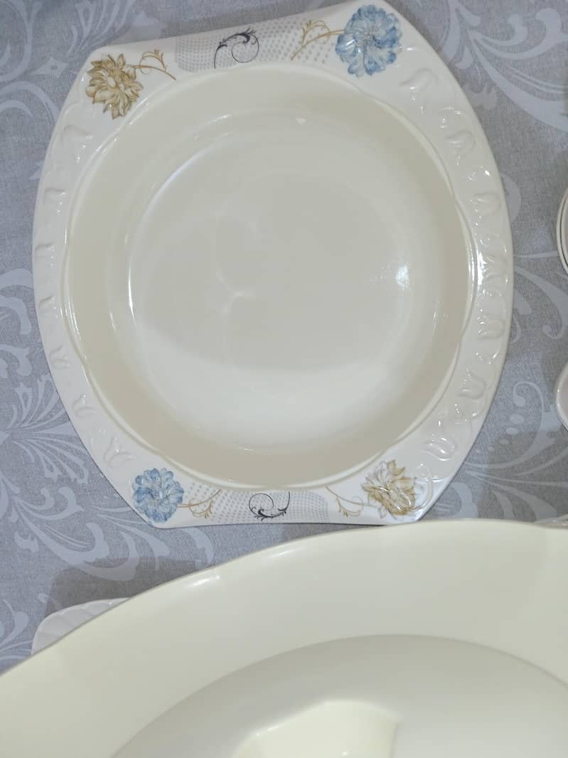 Dinner Set 60 Pcs 8