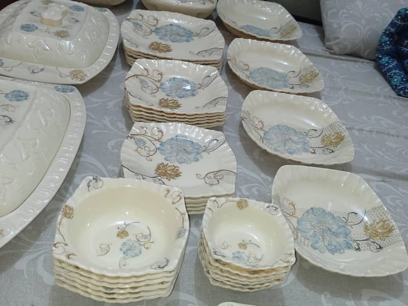 Dinner Set 60 Pcs 9