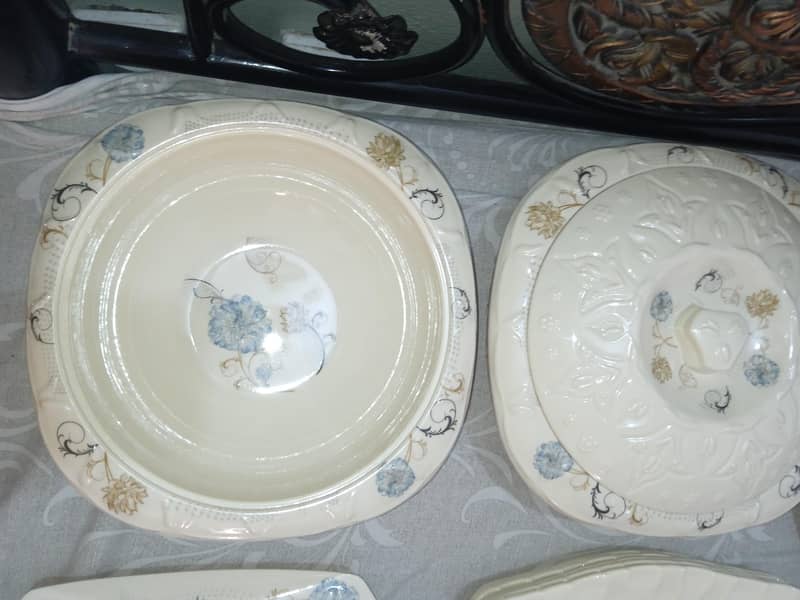 Dinner Set 60 Pcs 11