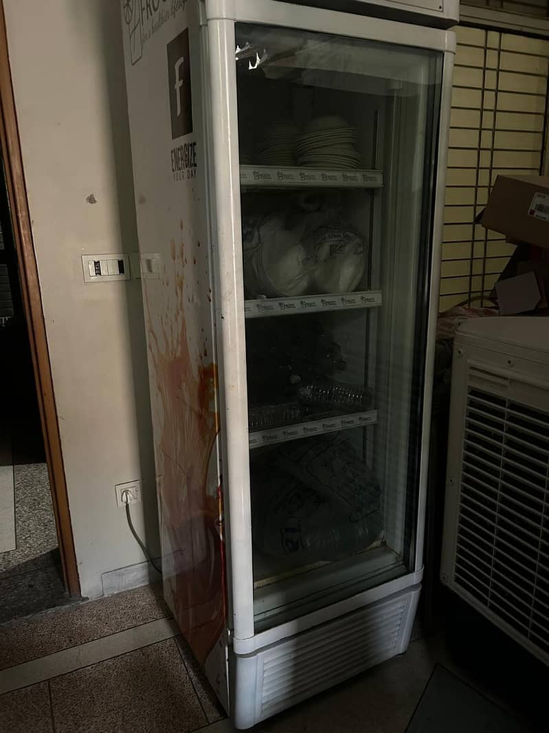 DISPLAY CHILLER 0