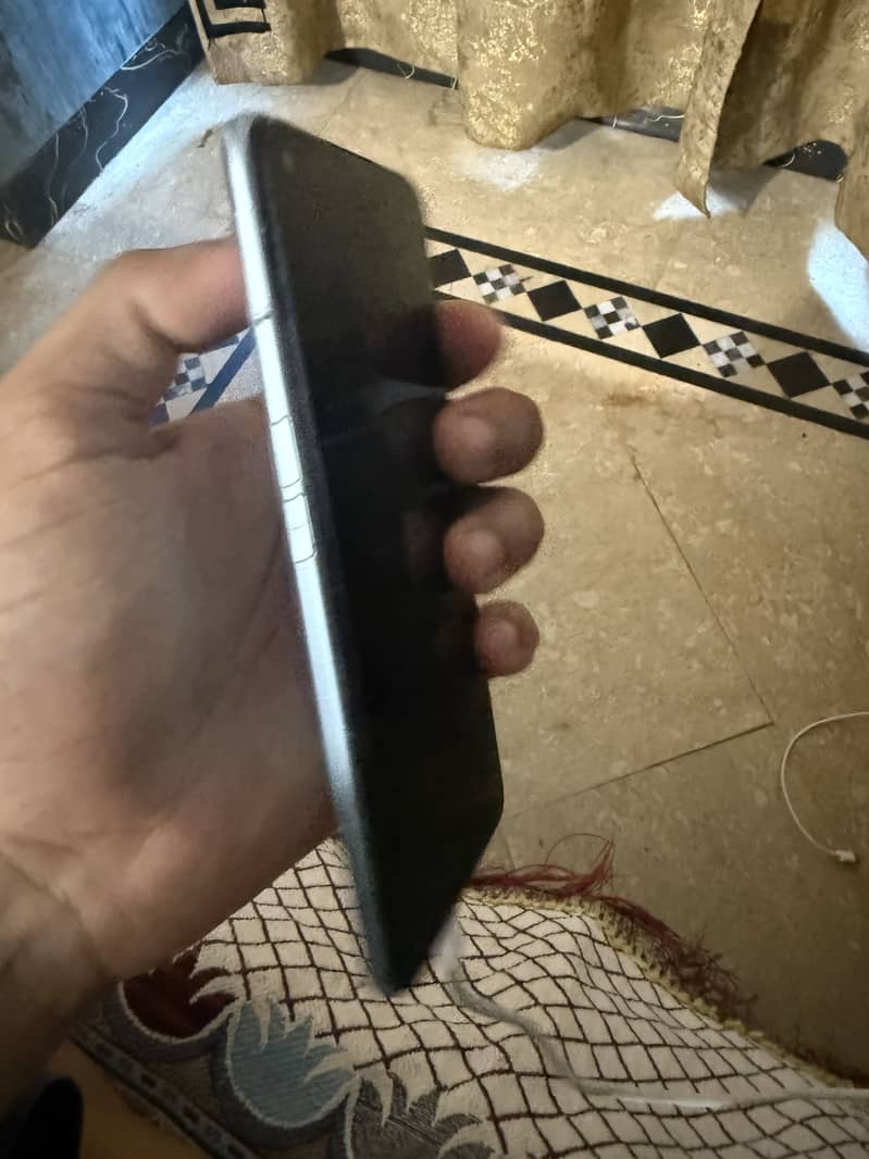 OPPO A96 0