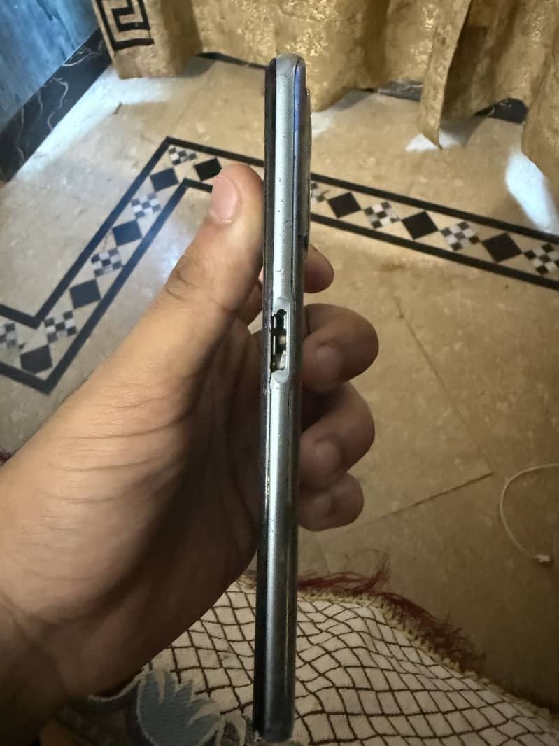 OPPO A96 1