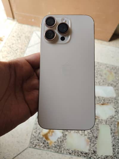 Apple iPhone 16 Pro Max