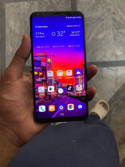 LG V30 Plus