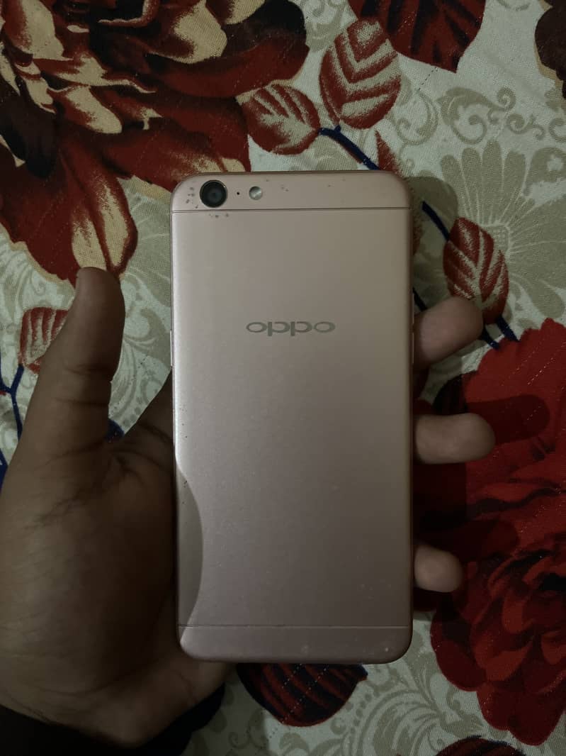 OPPO A57 0