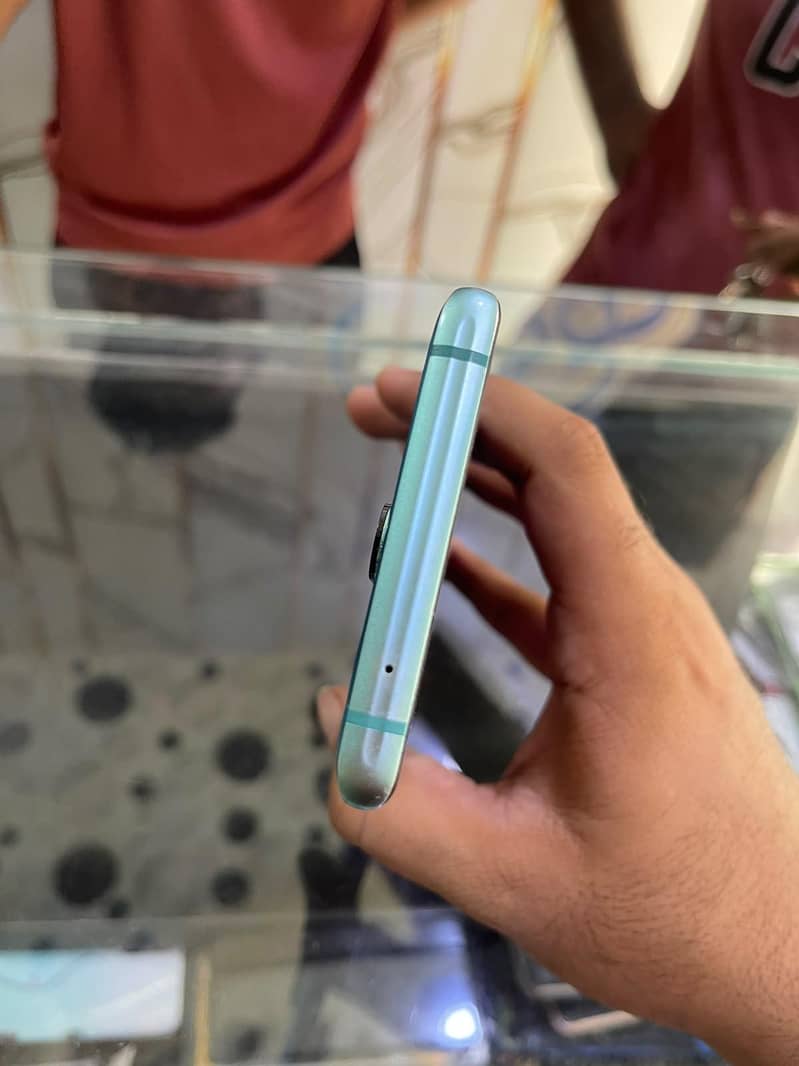 One Plus 8 Pro 5