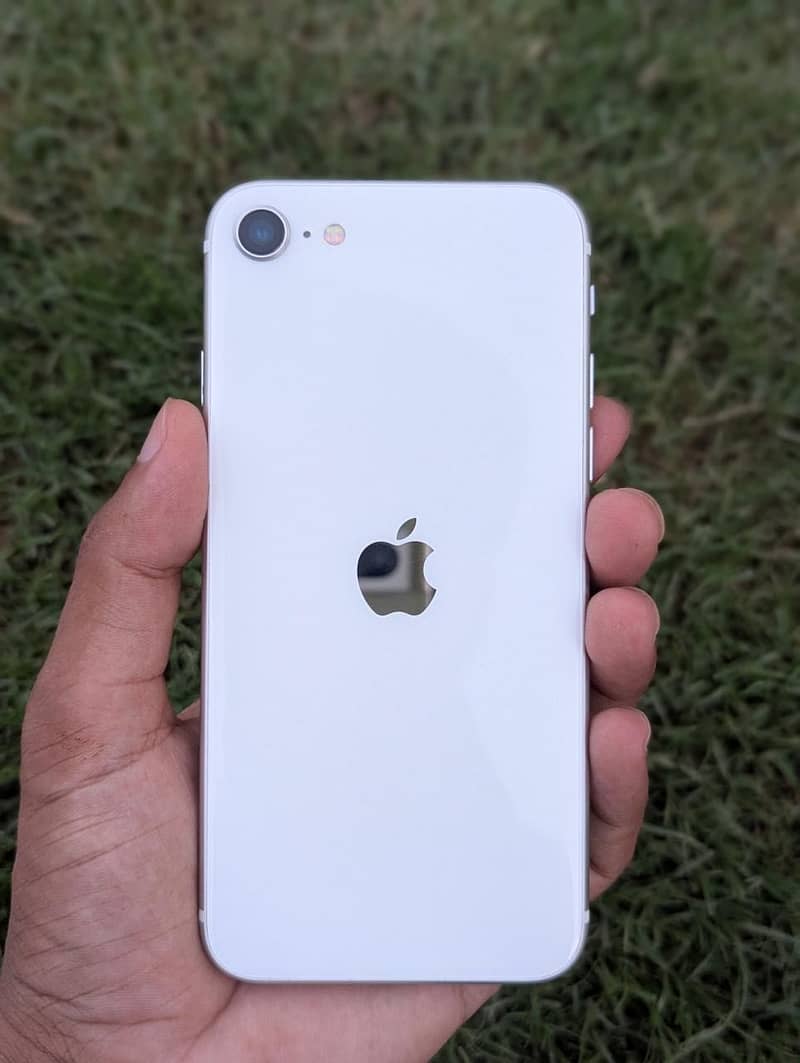 Apple iPhone SE 2 3