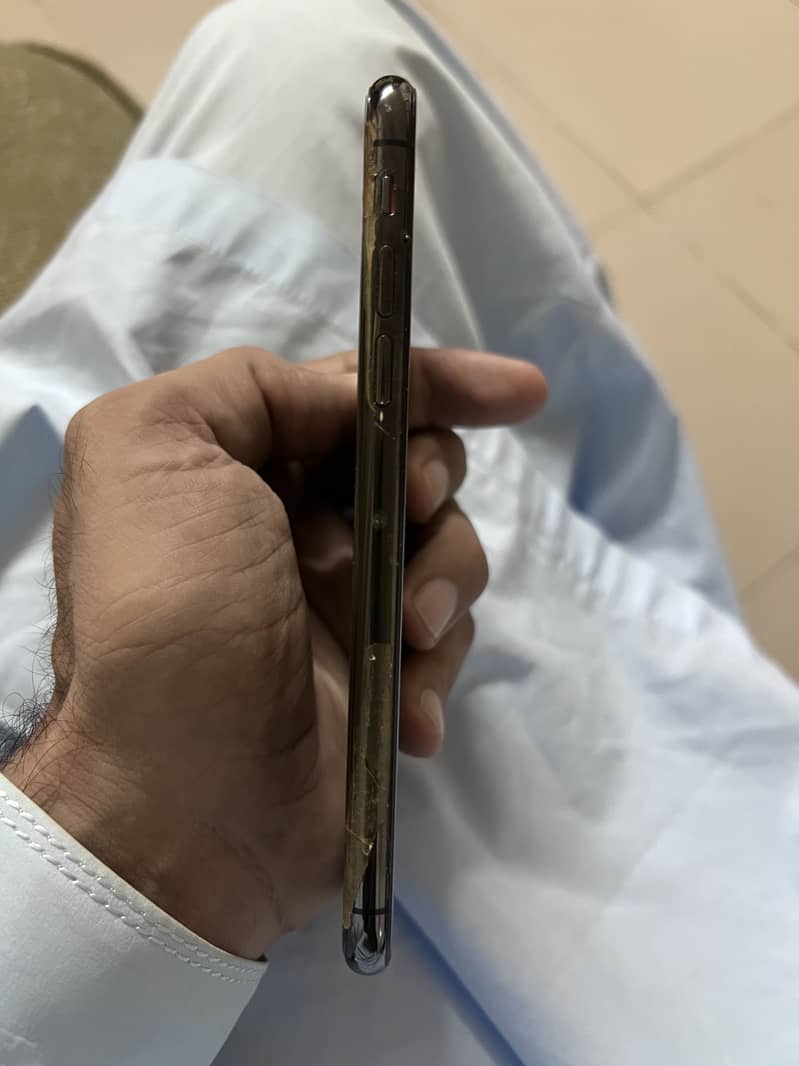 Apple iPhone X 2