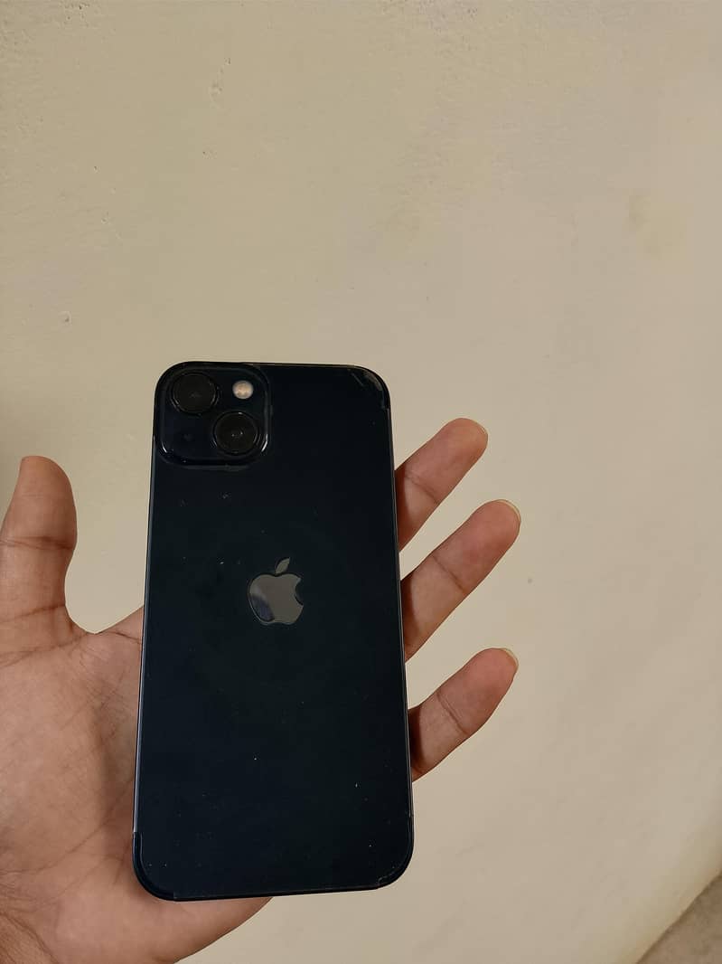 Apple iPhone 13 0