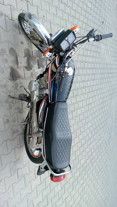 Honda 125 totall original 2015 model