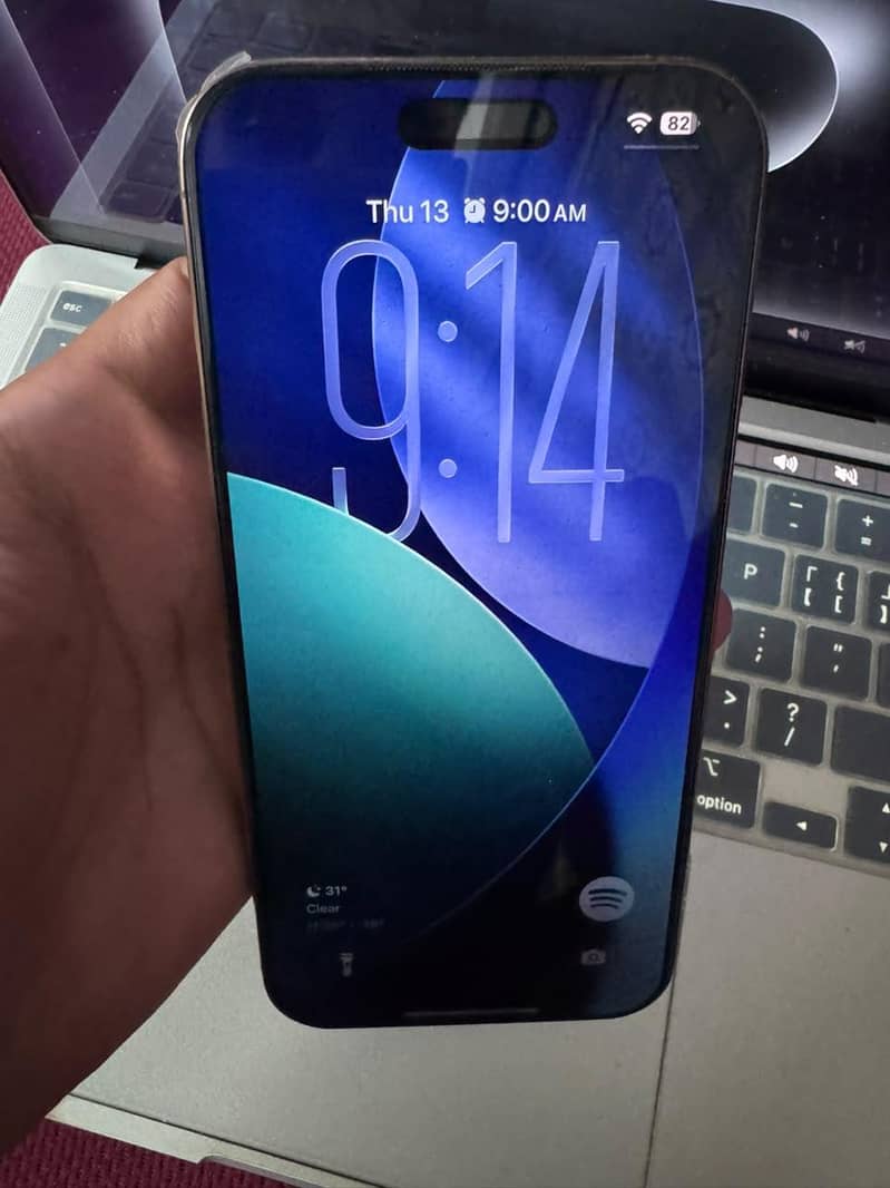 Apple iPhone 16 Pro Max 7
