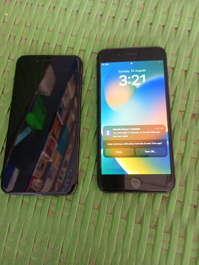 Apple iPhone 8 Plus 3