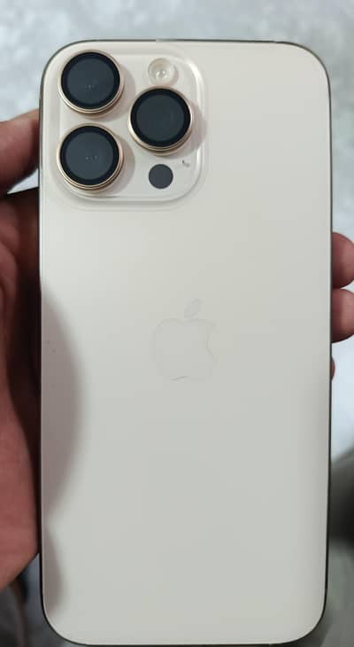 Apple iPhone 16 Pro Max