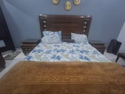 Solid Sheesham Wood King Size Bedroom Set