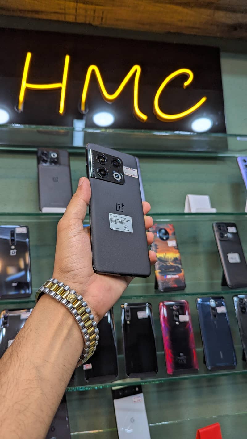 OnePlus 10 Pro 1