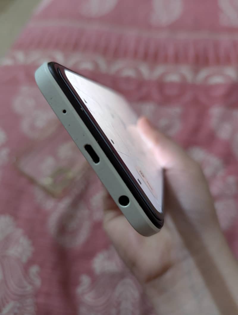 Xiaomi Redmi A2+ 4