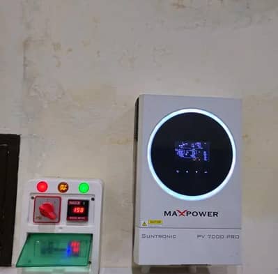 Hybrid Solar Inverter Max power 6kw PV7000 pro WhatsApp 0370=3660453