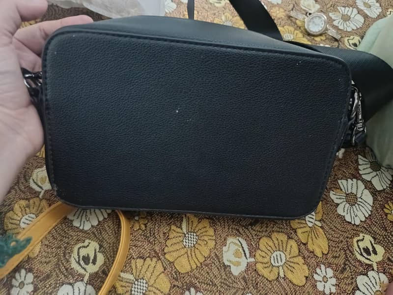 handbag 1