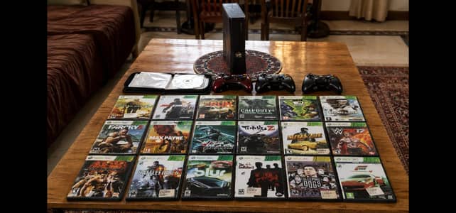 XBOX 360 jtagged  50 games 3 controllers wireless cd folder FLASH SALE