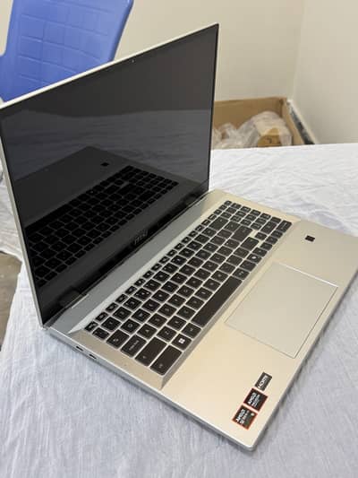 MSI Prestige A16 AI+ 16" QHD+ Ryzen AI 9 365 CPU 32GB 1TB SSD USB4 AI