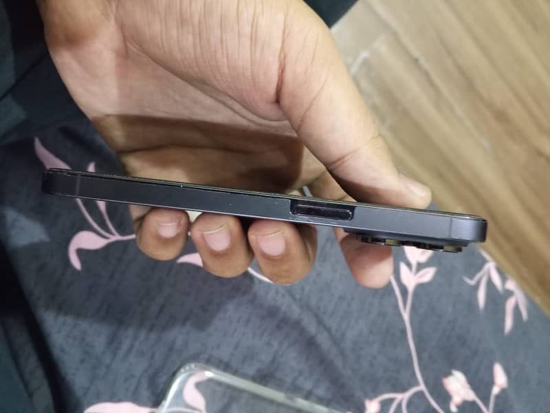 Apple iPhone 14 Pro 4