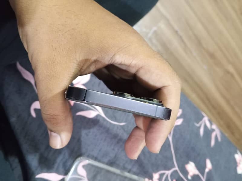 Apple iPhone 14 Pro 5