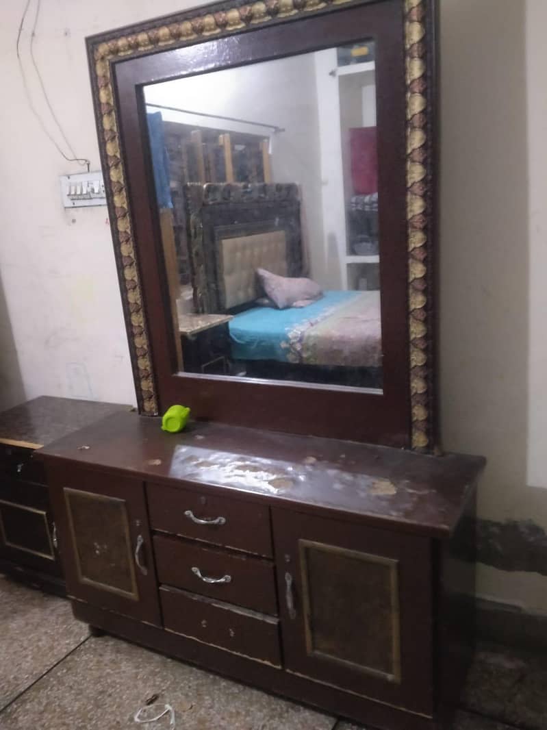 Dressing Table 1