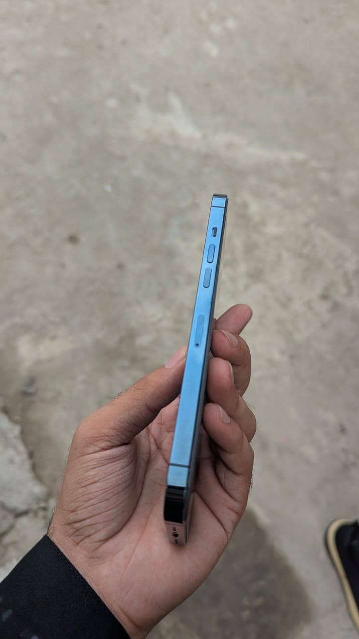 Apple iPhone 12 Pro Max 6