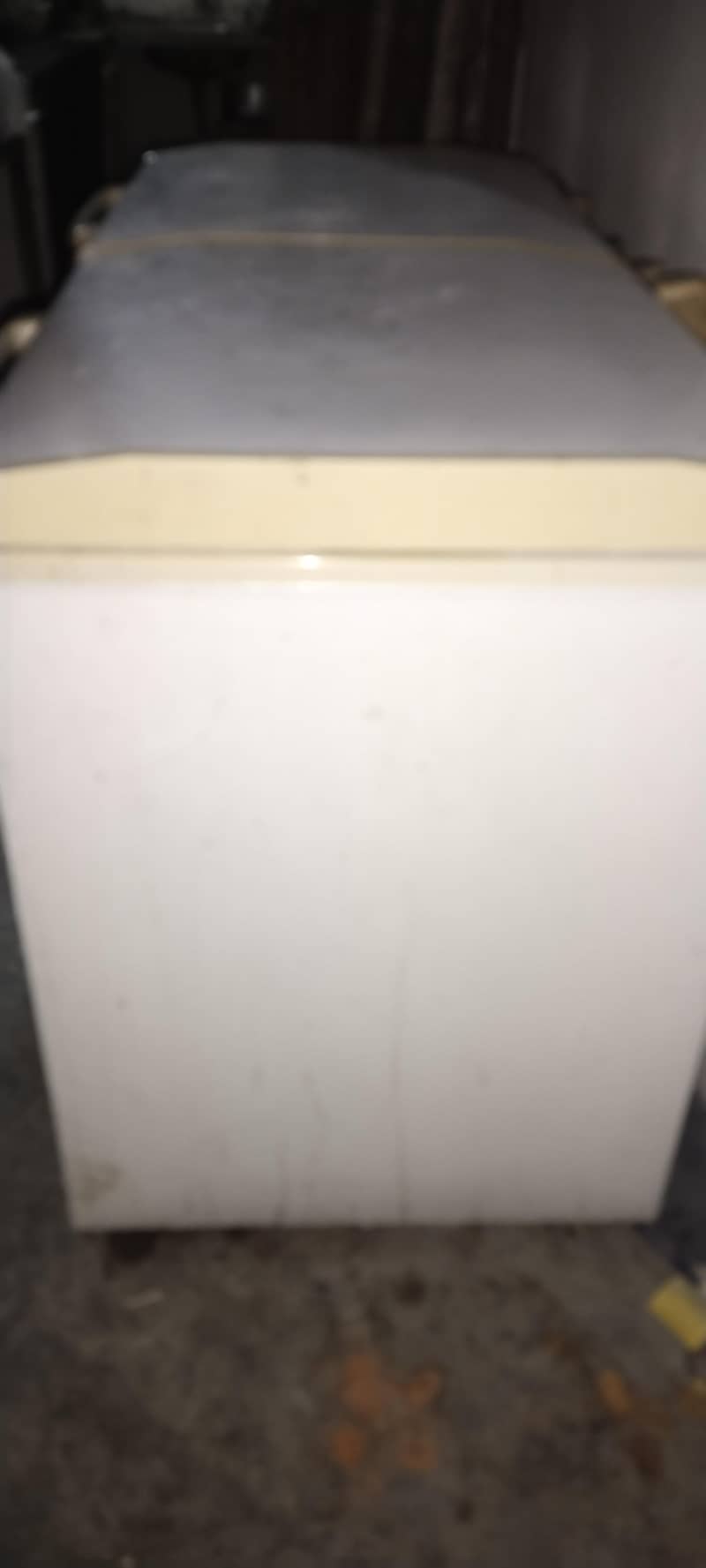 waves freezer good condition 3