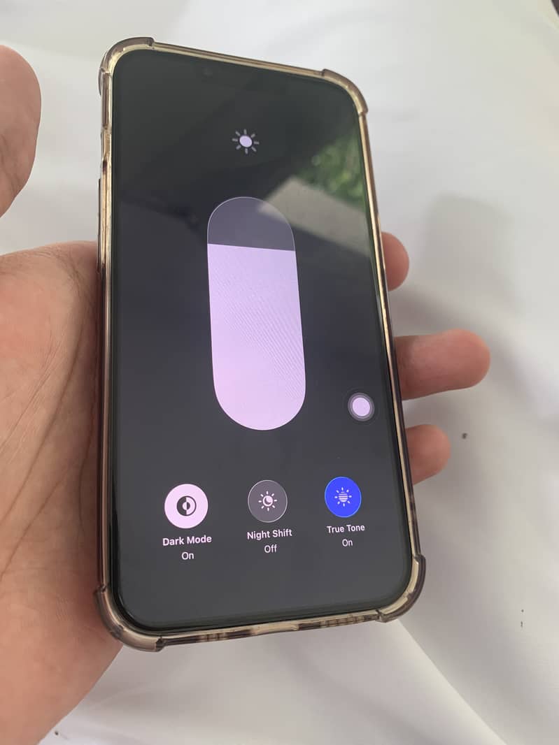 Apple iPhone 13 4
