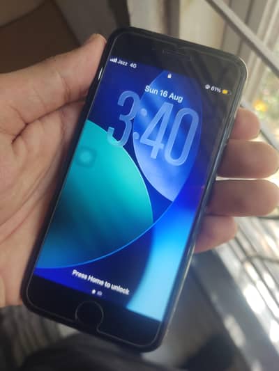 Apple iPhone SE 2022 Factory unlocked with box