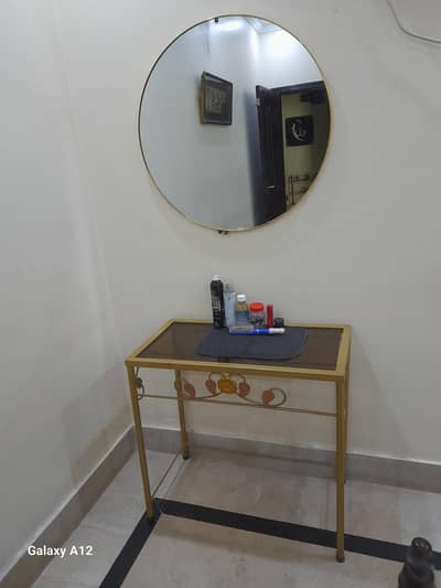 iron consle with mirror2*2 in golden paint