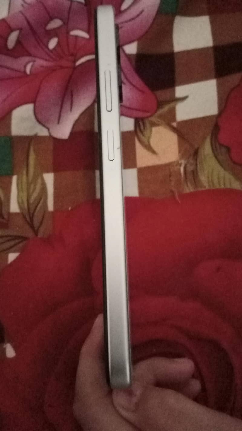 OPPO A6 1