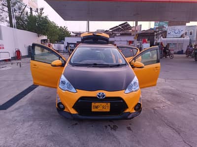 Toyota Aqua G soft leather full option