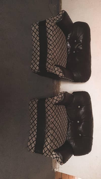 5 Seater sofa set. .