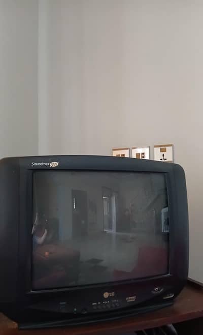 LG CRT TV